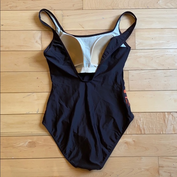 One Piece 🩱 Bathing Suit - Picture 2 of 9